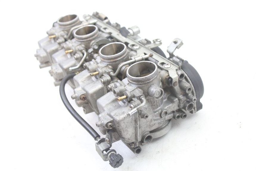 photo de CARBURATORE YAMAHA FZS FAZER 600 (2001 - 2003) - Primo piano tecnico