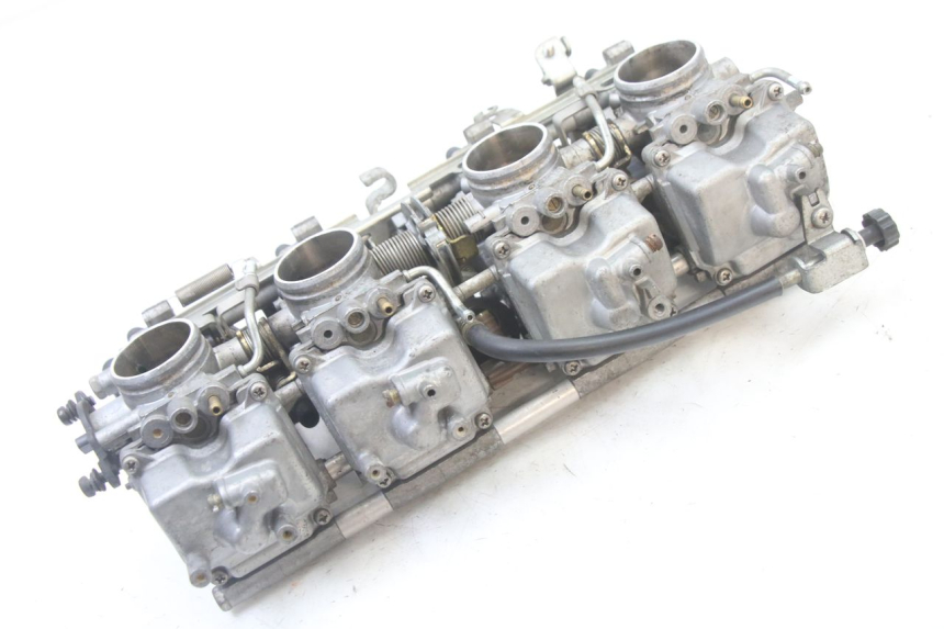 photo de CARBURATORE YAMAHA FZS FAZER 600 (2001 - 2003) - Dettagli dei punti di fissaggio