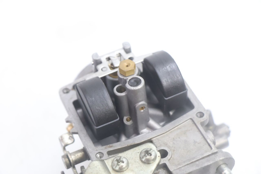 photo de CARBURATORE YAMAHA YP MAJESTY 125 (2007 - 2010) - Caratteristiche distintive