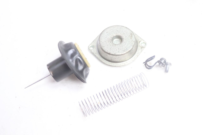 photo de CARBURATORE YAMAHA YP MAJESTY 125 (2007 - 2010) - Primo piano ad alta risoluzione
