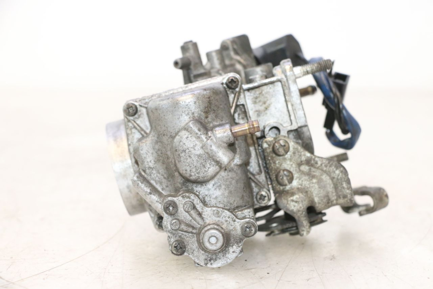 photo de CARBURATORE YAMAHA YP MAJESTY 125 (2002 - 2006) - Dettagli dei punti di fissaggio