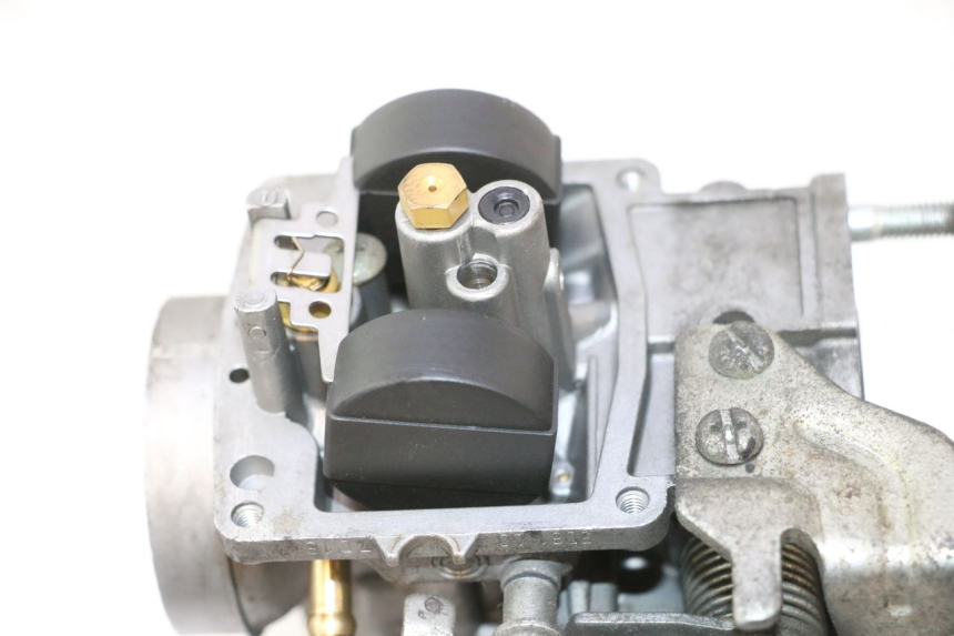 photo de CARBURATORE YAMAHA YP MAJESTY 125 (2007 - 2010) - Focus sulla struttura