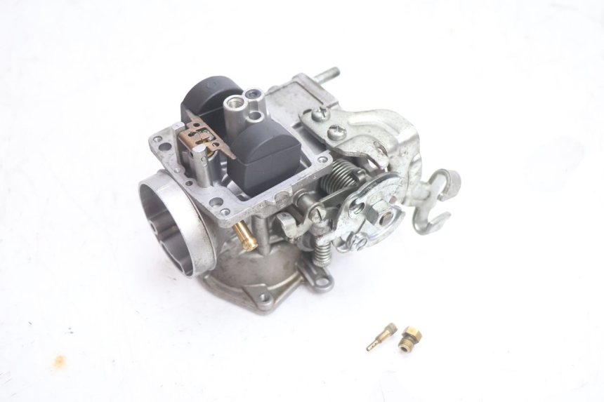 photo de CARBURATORE YAMAHA YP MAJESTY 125 (2002 - 2006) - Stato della superficie e materiale