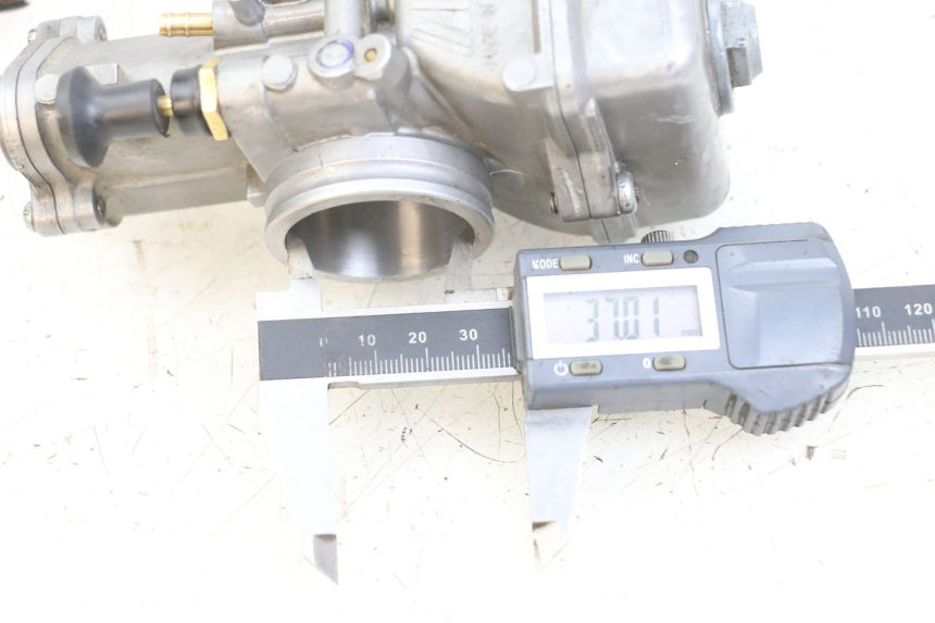 photo de CARBURATORE YAMAHA YZ 125 (2017 - 2021) - Dettagli dei punti di fissaggio
