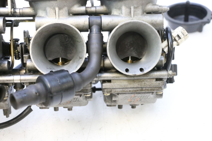 photo de CARBURATORE YAMAHA YZF R GENESIS 750 (1993 - 1998) - Focus sulla struttura