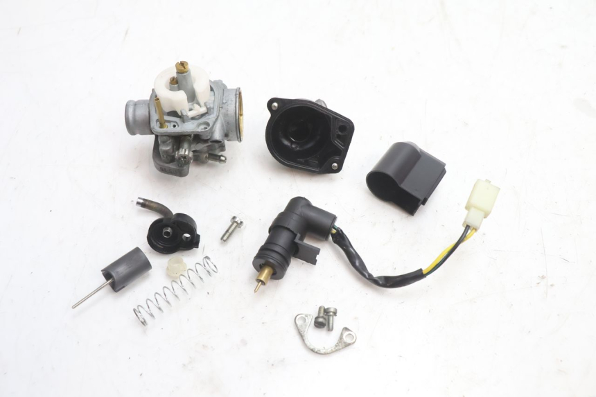 photo de CARBURATORE PIAGGIO ZIP 2T 50 (2009 - 2019) - Dettagli dei punti di fissaggio