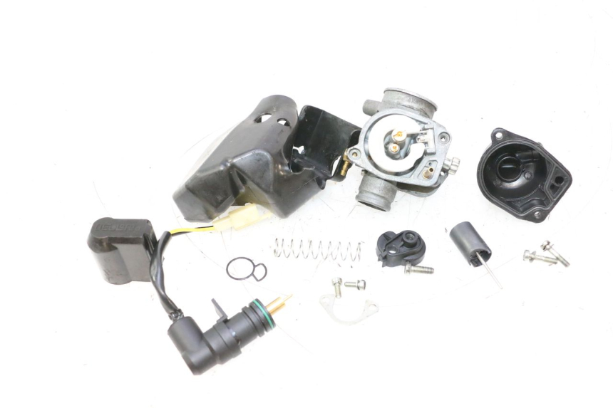 photo de CARBURATORE PIAGGIO ZIP 2T 50 (2009 - 2019) - Primo piano ad alta risoluzione