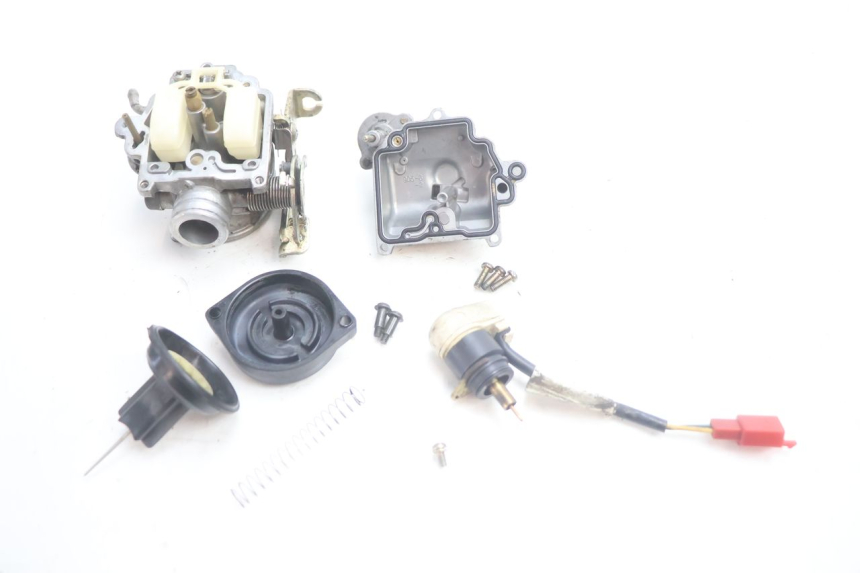 photo de CARBURATORE PIAGGIO ZIP 4T 50 (2006 - 2017) - Dettagli dei punti di fissaggio