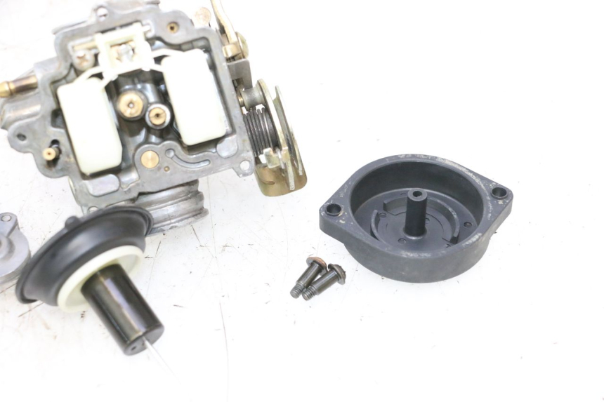 photo de CARBURATORE UNIVERSAL BIKE ZN50QT-11B 50 (2018 - 2021) - Primo piano ad alta risoluzione