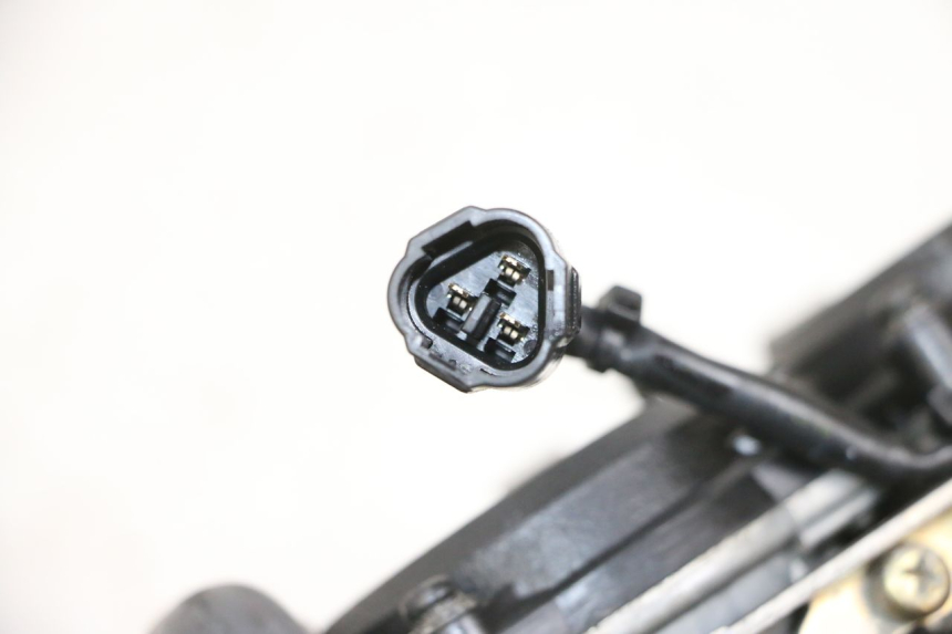 photo de CARBURATORE KAWASAKI ZR 7 750 (1999 - 2004) - Ispezione visiva dettagliata