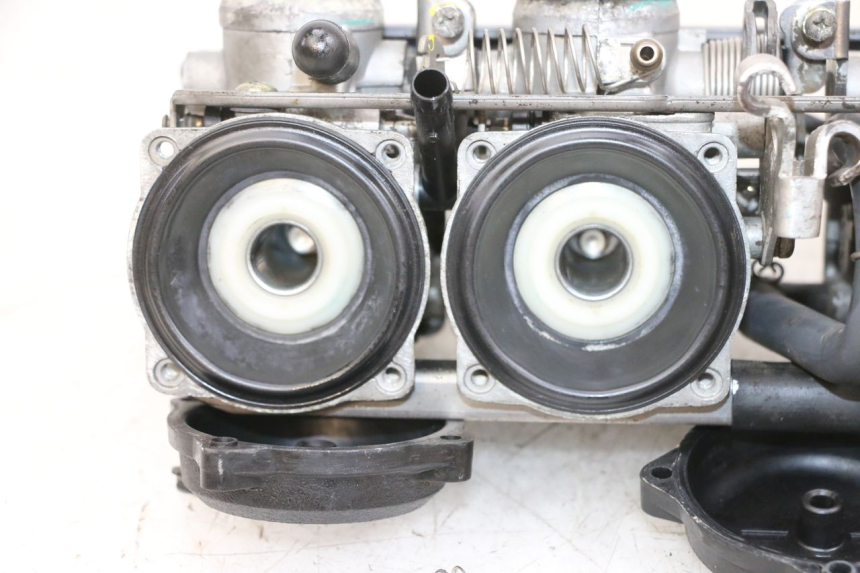 photo de CARBURATORE KAWASAKI ZR 7 750 (1999 - 2004) - Panoramica del profilo