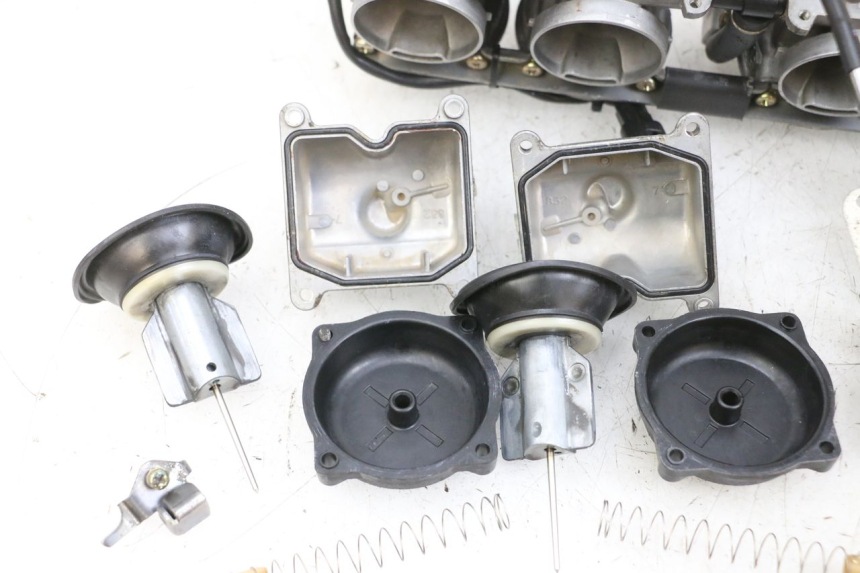 photo de CARBURATORE KAWASAKI ZR 7 750 (1999 - 2004) - Altra vista dell'articolo