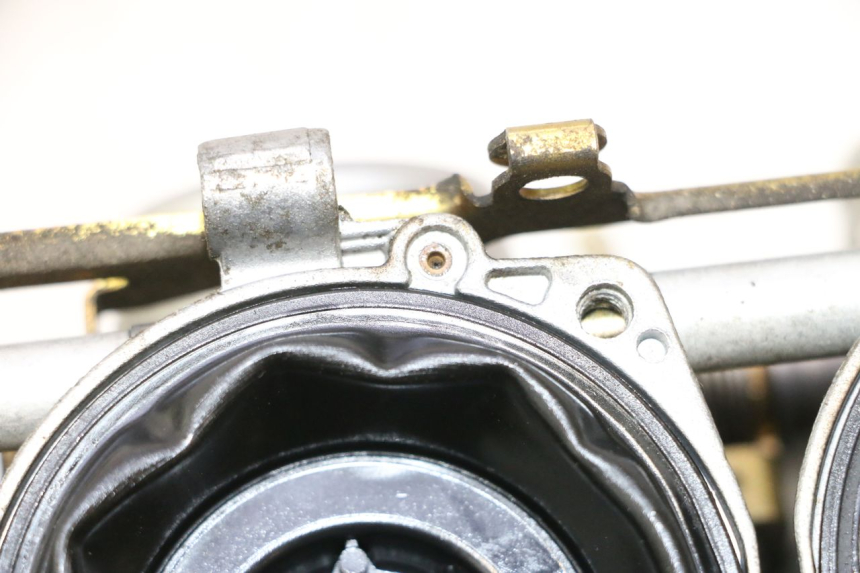 photo de CARBURATORE KAWASAKI ZX-6R ZX6R 600 (2000 - 2002) - Zoom qualità usato