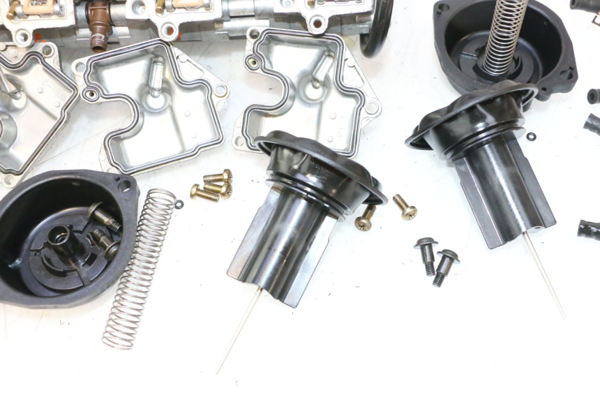 photo de CARBURATORE KAWASAKI ZX-6R ZX6R 600 (2000 - 2002) - Foto prodotto supplementare
