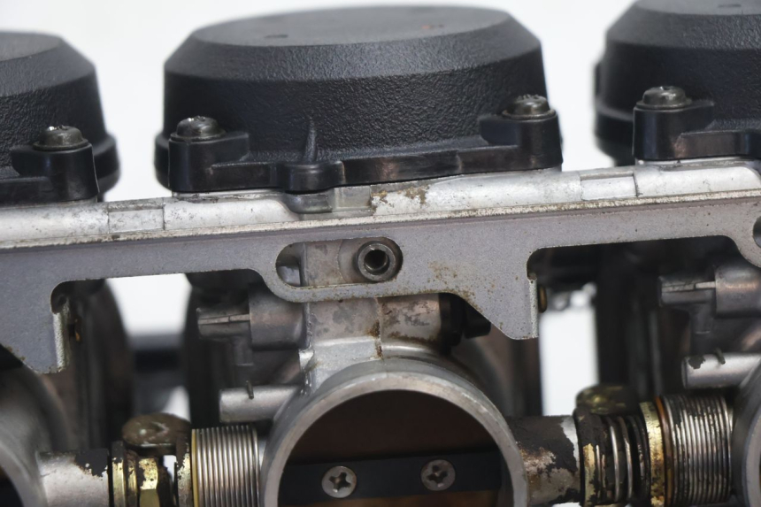 photo de CARBURATORE KAWASAKI ZX-6R ZX6R 600 (1995 - 1997) - Zoom sullo stato d'uso