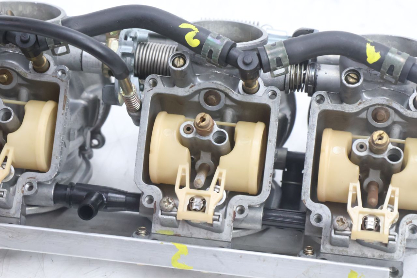 photo de CARBURATORE KAWASAKI ZZR 600 (1995 - 2004) - Zoom sui componenti