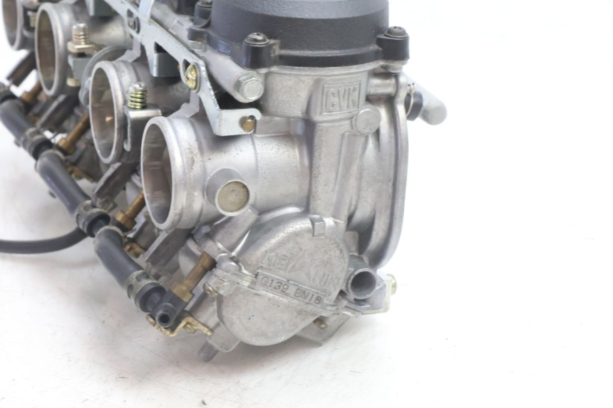 photo de CARBURATORE KAWASAKI ZZR 600 (1995 - 2004) - Primo piano tecnico