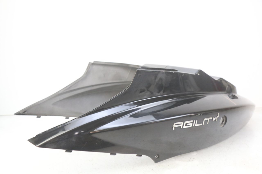 photo de CARENAGE POSTERIORE KYMCO AGILITY 4T 50 (2018 - 2022) - Ricambio usato controllato