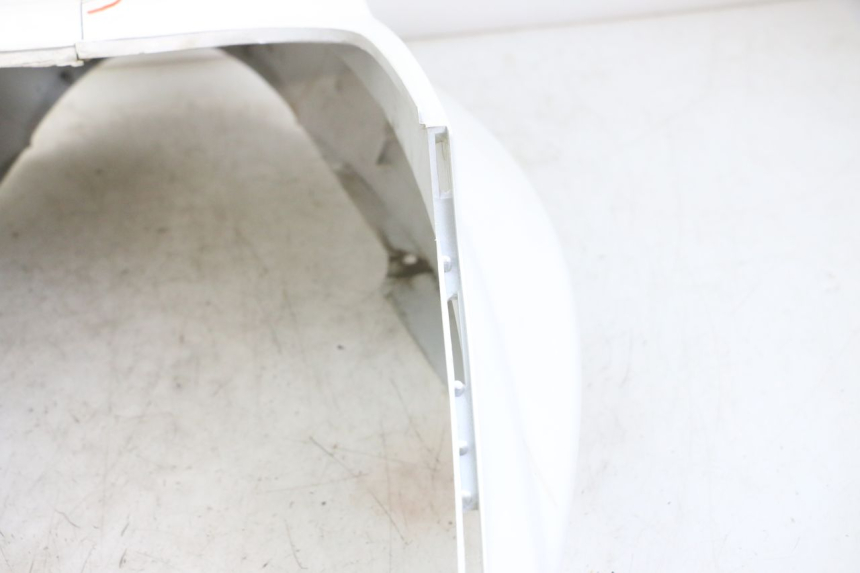 photo de CARENAGE POSTERIORE KYMCO AGILITY 4T 50 (2018 - 2022) - Caratteristiche distintive