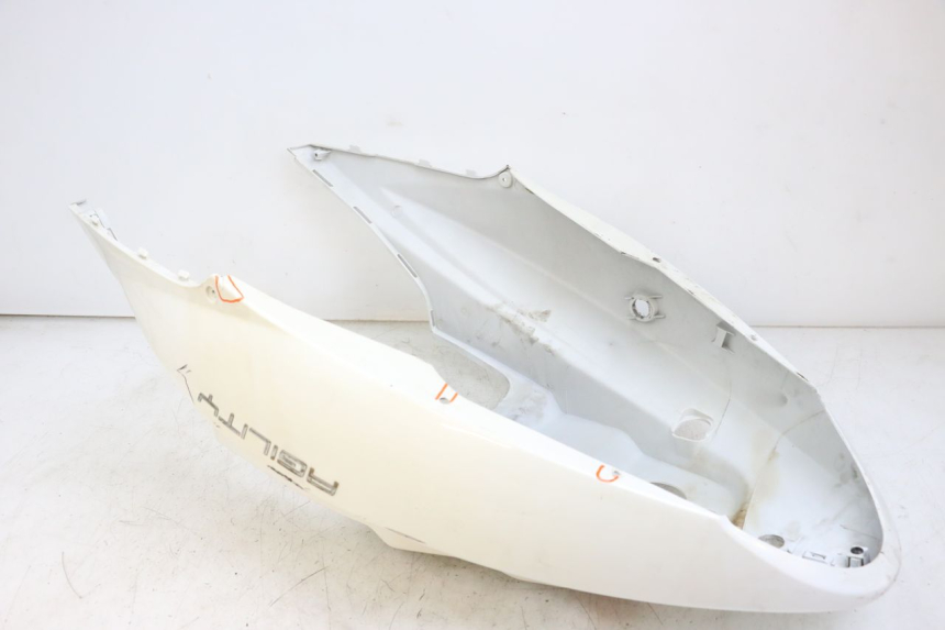 photo de CARENAGE POSTERIORE KYMCO AGILITY 4T 50 (2018 - 2022) - Vista d'insieme del prodotto