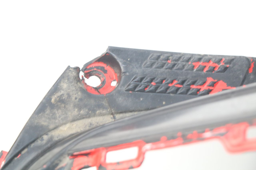 photo de CARENAGE POSTERIORE YAMAHA BW'S 50 (1999 - 2003) - Ispezione visiva dettagliata