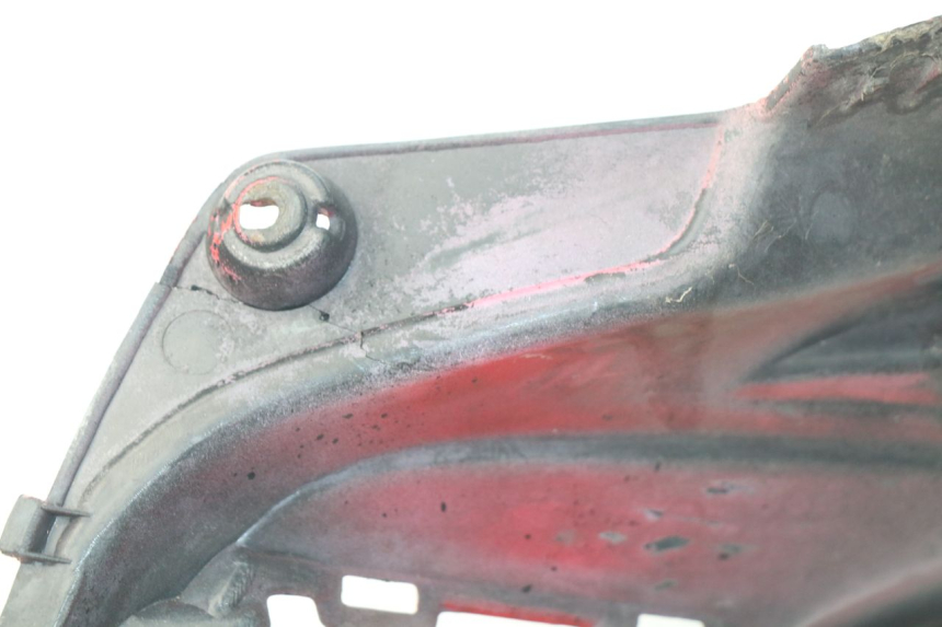 photo de CARENAGE POSTERIORE YAMAHA BW'S 50 (1999 - 2003) - Dettagli dei punti di fissaggio