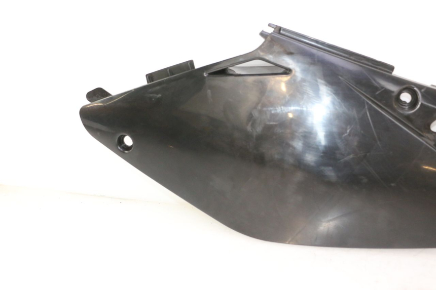 photo de CARENA POSTERIORE HM HONDA CRM DERAPAGE RR 50 (2006 - 2017) - Stato della superficie e materiale