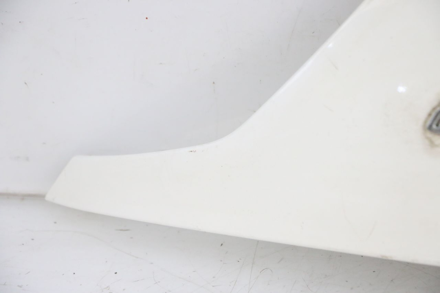 photo de CARENA POSTERIORE SYM FIDDLE 3 III 125 (2014 - 2020) - Dettagli dei punti di fissaggio