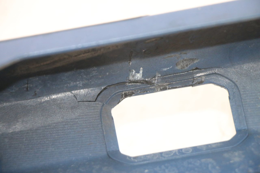 photo de CARENA POSTERIORE YAMAHA FJR ABS 1300 (2006 - 2012) - Stato della superficie e materiale