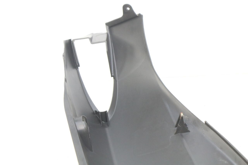 photo de CARENAGE POSTERIORE PIAGGIO FLY 2T 50 (2004 - 2017) - Primo piano ad alta risoluzione