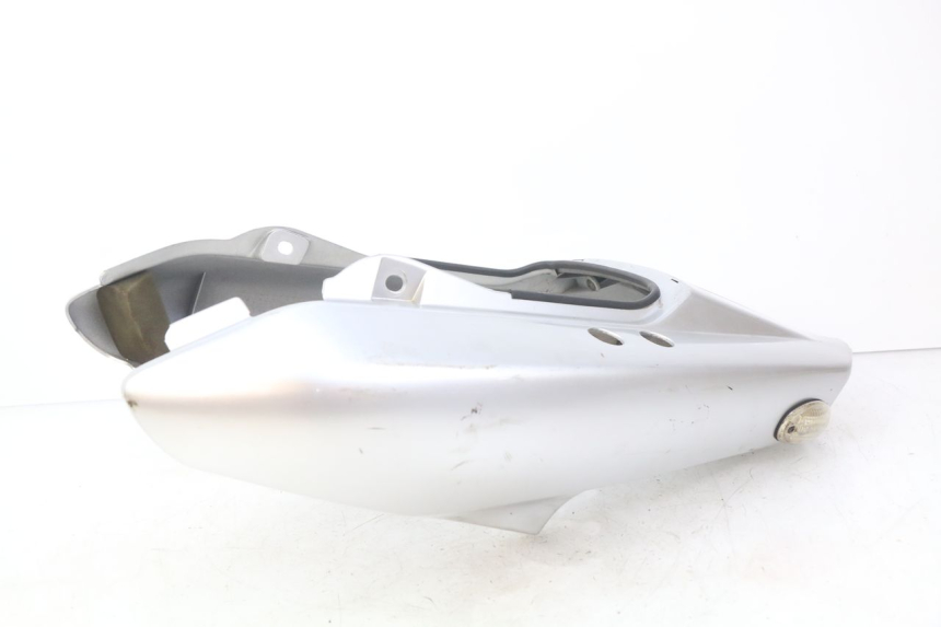 photo de CARENA POSTERIORE YAMAHA FZS FAZER 600 (1998 - 2001) - Marcature e riferimenti originali