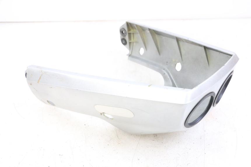 photo de Carena posteriore HYOSUNG GF 125 (2001 - 2005) - Primo piano tecnico