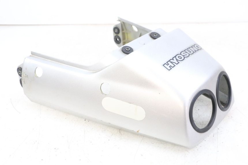 photo de Carena posteriore HYOSUNG GF 125 (2001 - 2005) - Stato della superficie e materiale