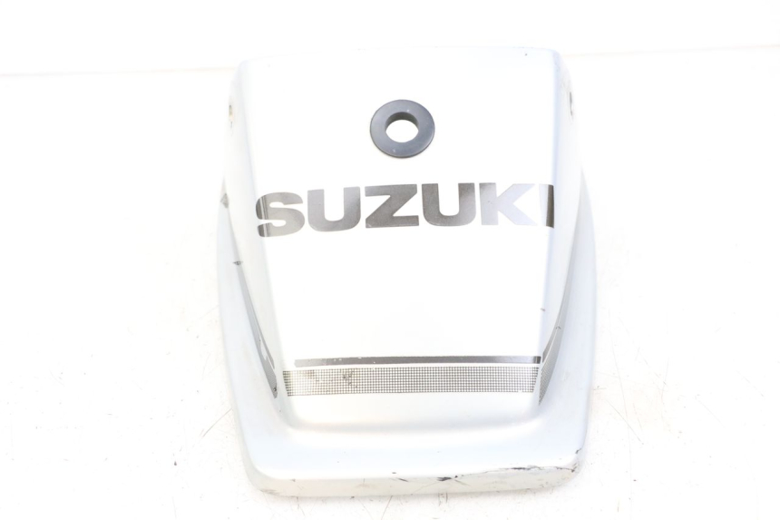 photo de CARENA POSTERIORE SUZUKI GSX E 250 (1982 - 1983) - Stato della superficie e materiale