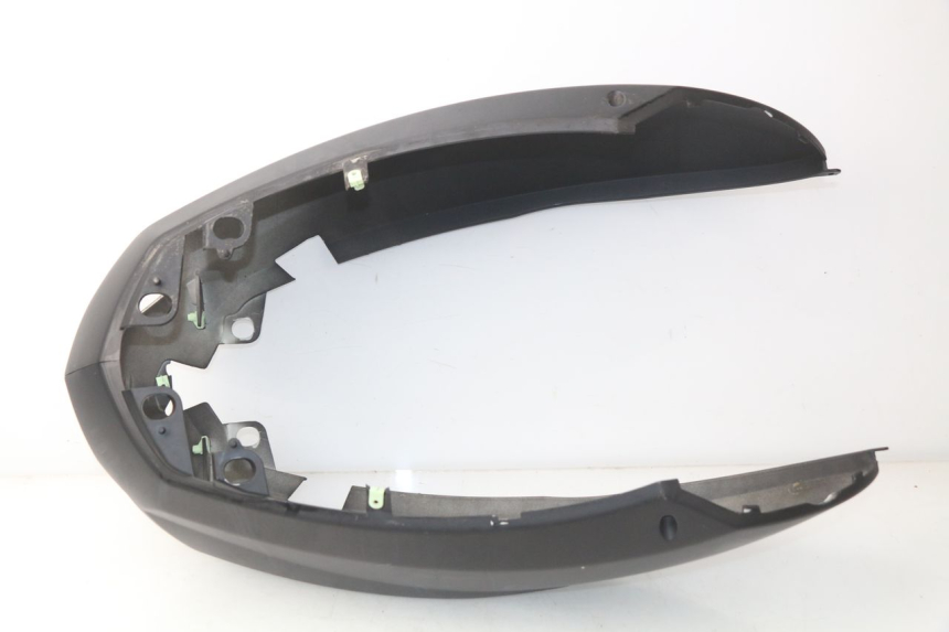 photo de CARENA POSTERIORE PEUGEOT KISBEE 2T 50 (2010 - 2017) - Altra angolazione