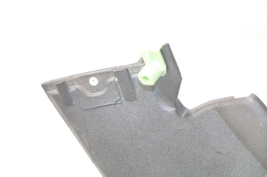 photo de CARENA POSTERIORE PEUGEOT KISBEE 2T 50 (2010 - 2017) - Angolazione alternativa