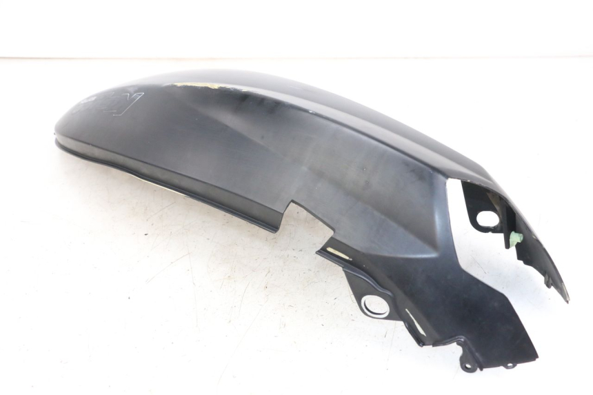 photo de CARENA POSTERIORE PEUGEOT KISBEE 2T 50 (2018 - 2022) - Primo piano tecnico