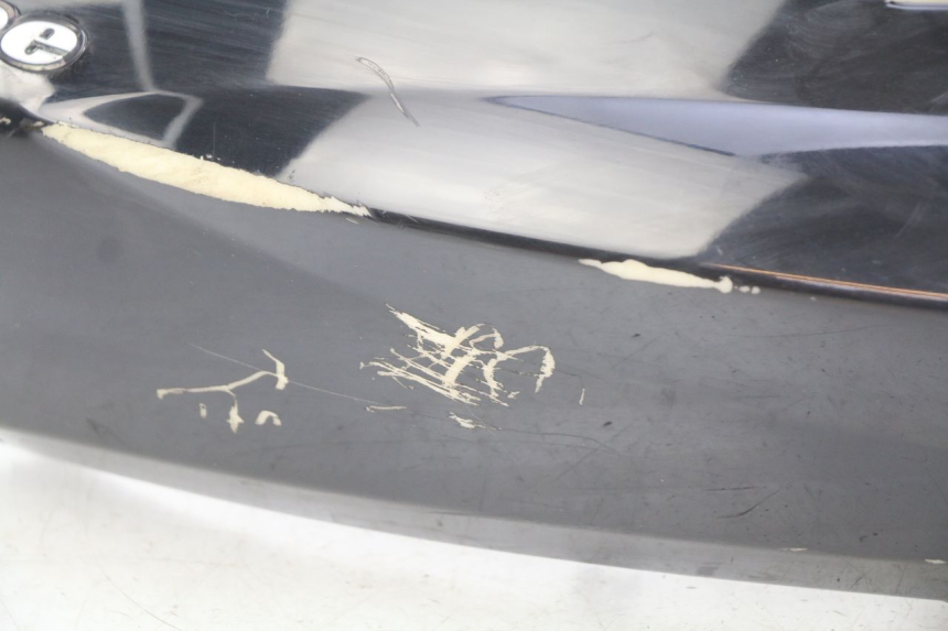 photo de CARENATURA POSTERIORE PEUGEOT KISBEE 4T 50 (2010 - 2017) - Dettagli dei punti di fissaggio