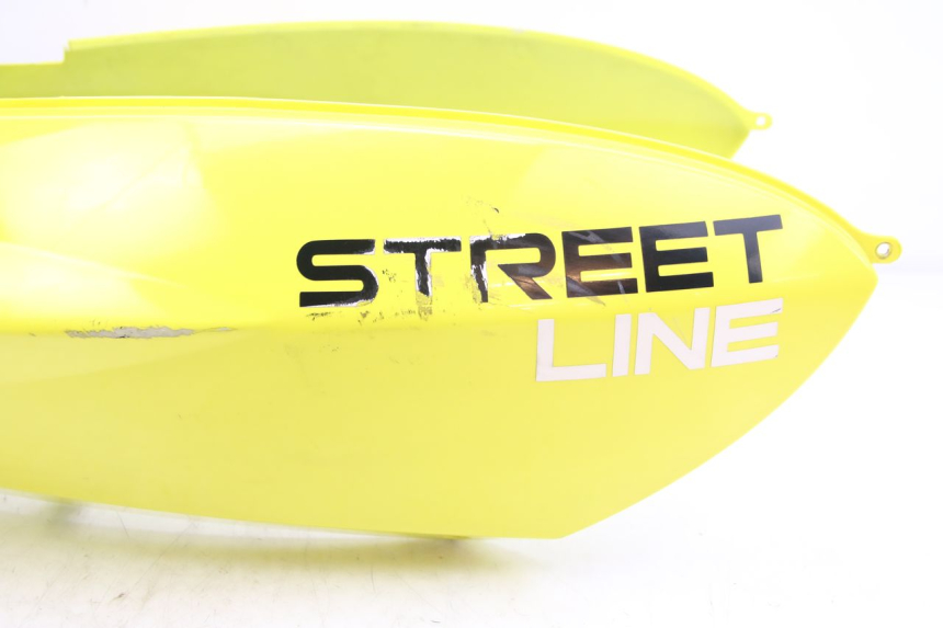 photo de CARENAGE POSTERIORE PEUGEOT KISBEE 4T 50 (2018 - 2022) - Marcature e riferimenti originali