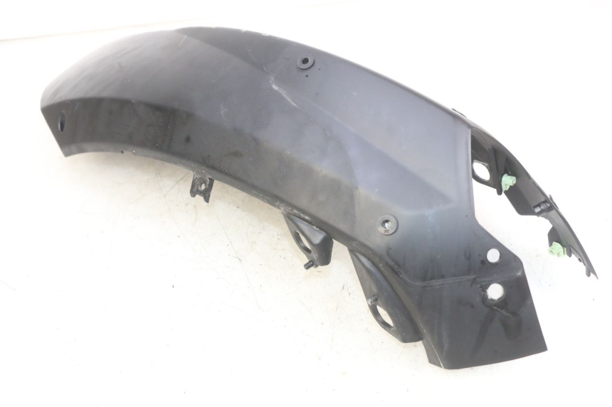 photo de CARENAGE POSTERIORE PEUGEOT KISBEE 4T 50 (2018 - 2022) - Primo piano ad alta risoluzione