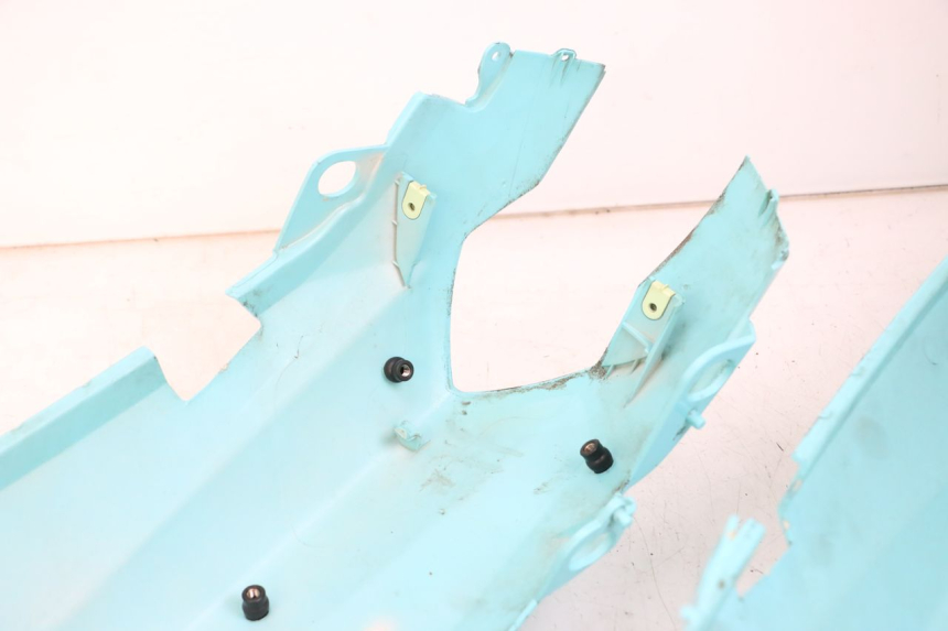 photo de CARENAGE POSTERIORE PEUGEOT KISBEE 4T 50 (2018 - 2022) - Altra angolazione