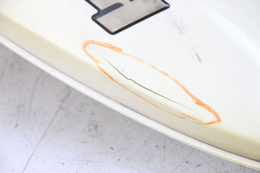 photo de CARENATURA POSTERIORE PEUGEOT KISBEE 4T 50 (2010 - 2017) - Primo piano ad alta risoluzione