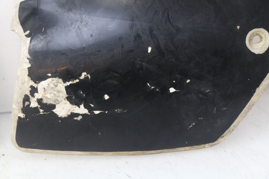 photo de CARENAGE POSTERIORE KAWASAKI KX 250 (1994 - 1998) - Stato della superficie e materiale