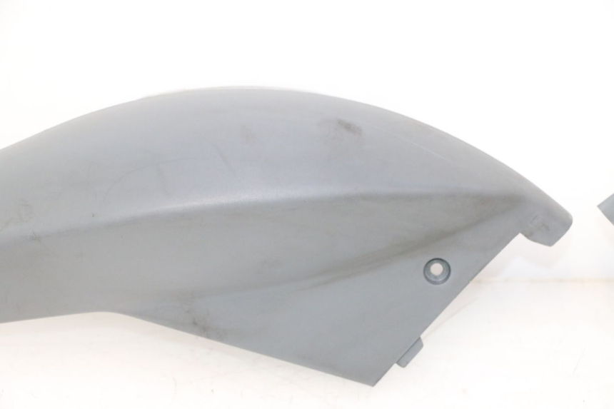 photo de CARENA POSTERIORE PEUGEOT LUDIX ONE 14P 50 (2004 - 2013) - Primo piano ad alta risoluzione
