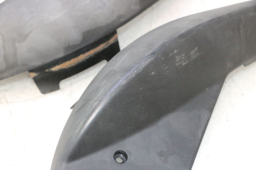 photo de CARENA POSTERIORE PEUGEOT LUDIX PRO 2T 50 (2010 - 2017) - Altra angolazione