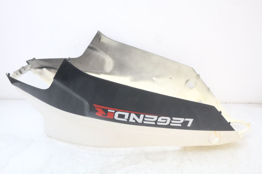 photo de CARENA POSTERIORE MASH LEGEND'R 4T 50 (2021 - 2025) - Stato della superficie e materiale