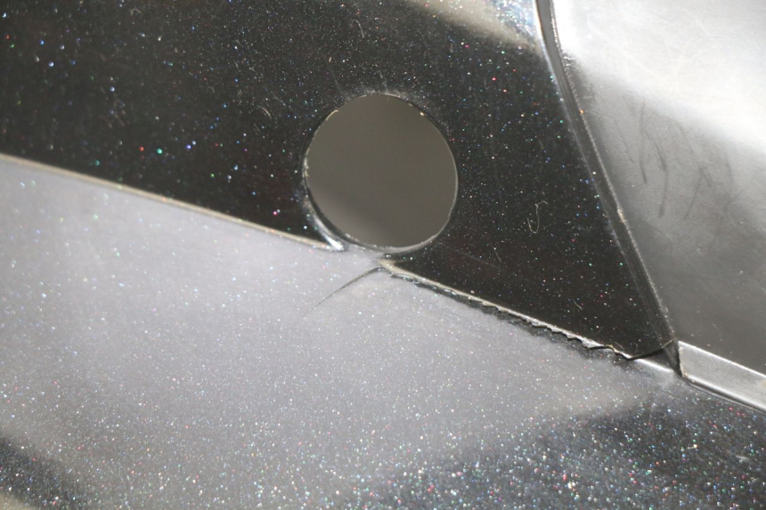 photo de CARENA POSTERIORE SYM MIO 50 (2011 - 2017) - Caratteristiche distintive