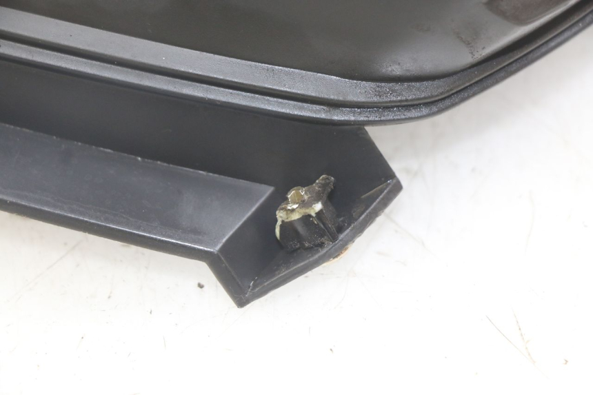 photo de CARENA POSTERIORE SYM MIO 50 (2011 - 2017) - Altra angolazione