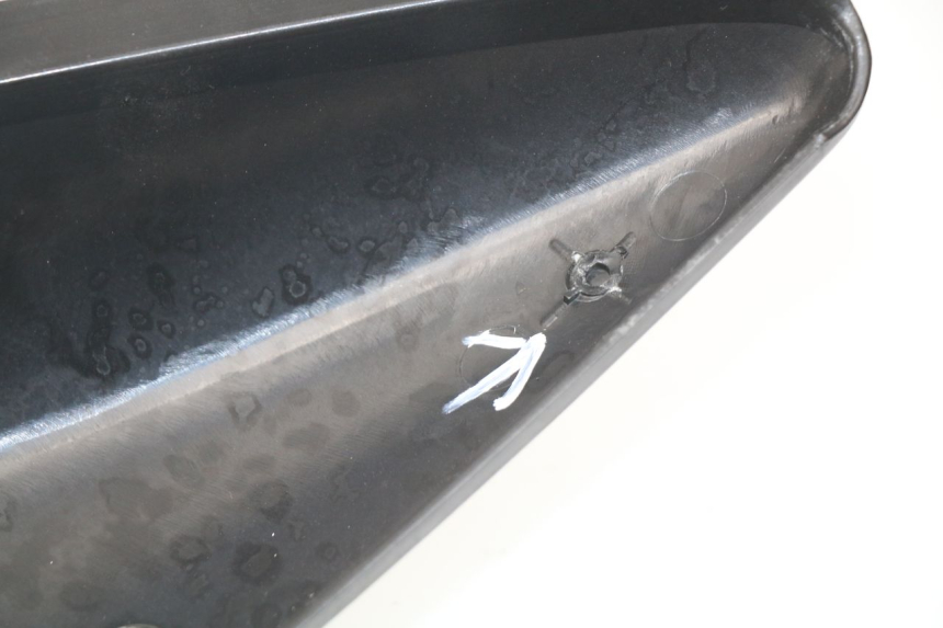 photo de Carena posteriore YAMAHA NEOS NEO'S 4T 50 (2008 - 2016) - Zoom sullo stato d'uso