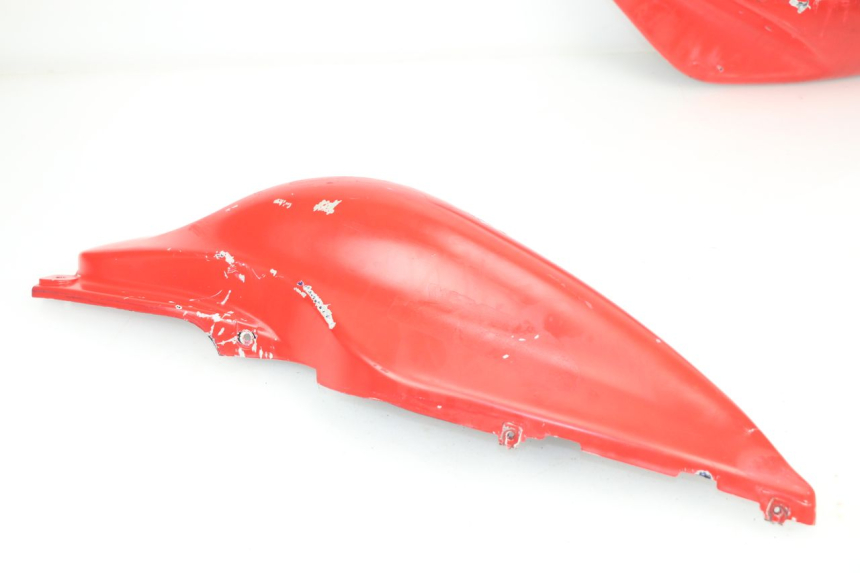 photo de CARENA POSTERIORE MBK NITRO 50 (2004 - 2008) - Caratteristiche distintive